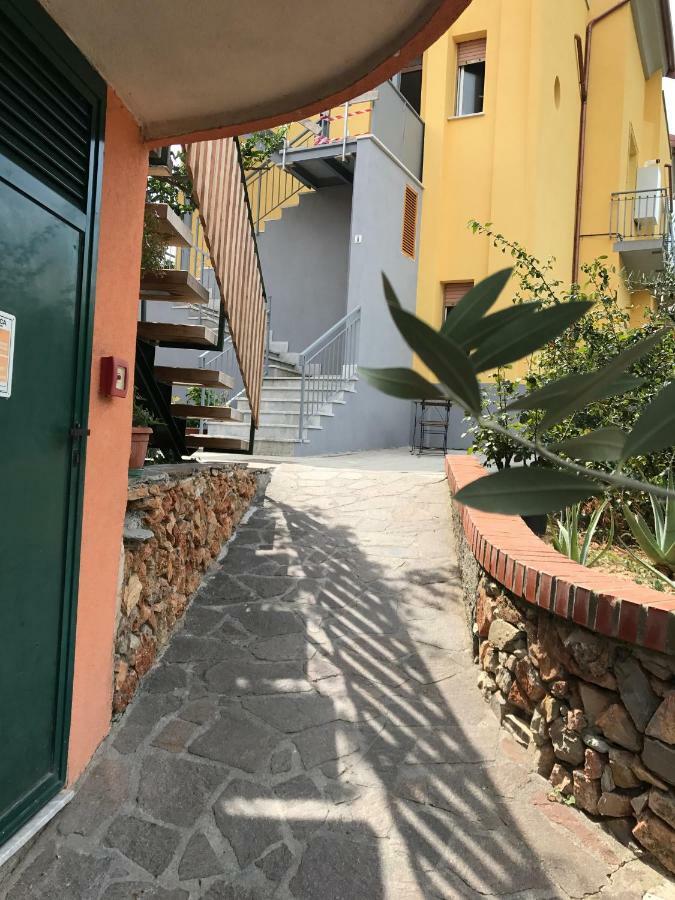Appartamento Marina Finale Ligure Exteriör bild